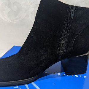 Women&#39;s White Mountain Black Ankle Boot. Black Suede Ankle Boot/ Zippered Side  Size 8 Black Ankle Boot. Block Heel Ankle Ladies Boot.