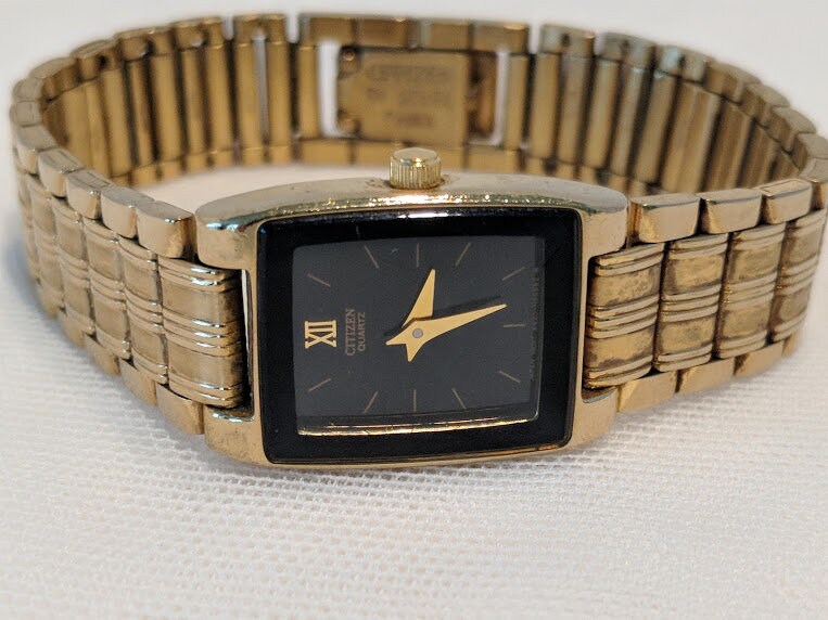 Vintage Ladies Citizen Wrist Watch. Gold Tone Citizen Quartz Citizen