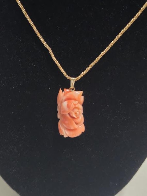 Coral Natural Pink/Peach Hand Carved Rose Vintage Pendant and 14K Thin Rope Gold Chain.