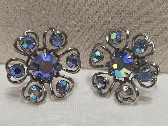 Vintage Flower Screw Back Blue Glass Aurora Borealis Stone and Blue Borealis Rhinestone Earrings.