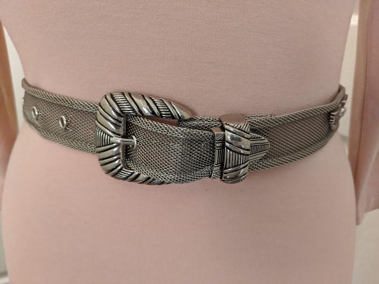 Vintage Metal Mesh Buckle Belt. Silver Tone Mesh Belt Adorned With Eagles.