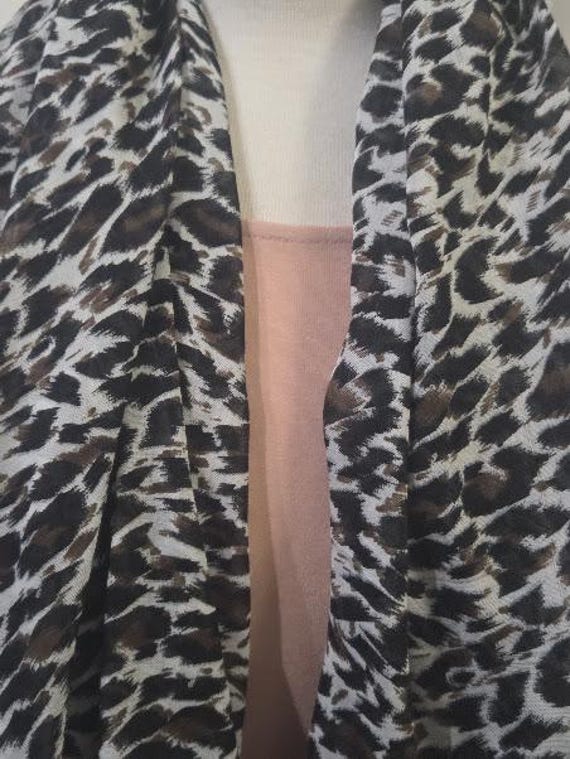 Vintage Women's Leopard Long Rectangular Scarf/Wr… - image 3