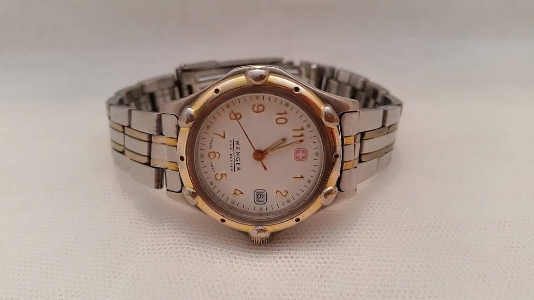 Vintage Wenger Sak Design Women's Watch. Authentic Swiss Army Watch ...