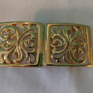 Vintage Ornate Gold Tone Square Shape Belt Buckle. Vintage DP Belt Buckle. Square Ornate Swirl Belt Buckle.