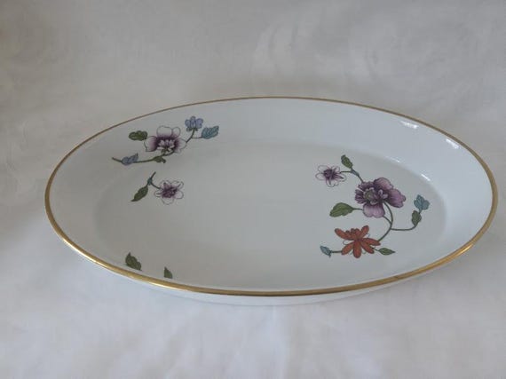 Vintage Royal Worcester Fine Porcelain Oven to Table Ware Baking Platter.  Made In England