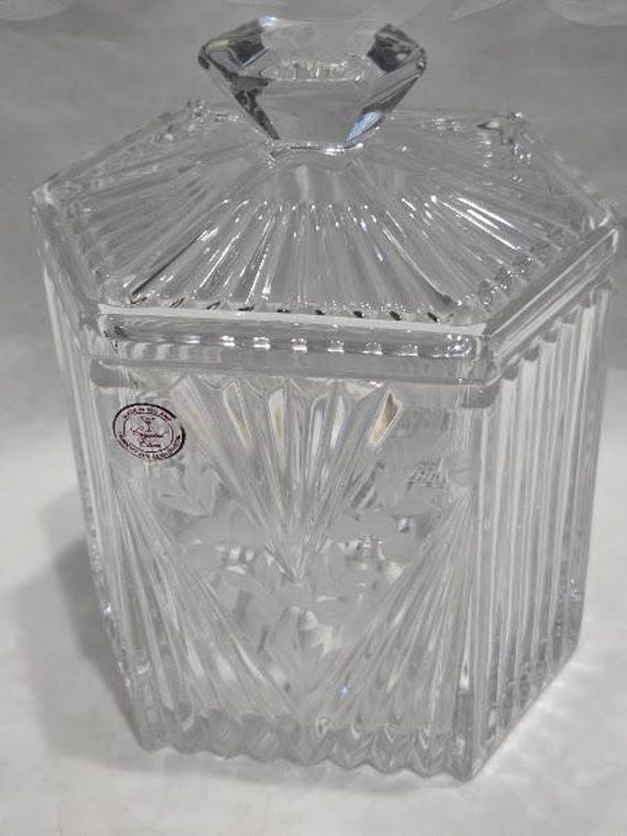 Hand cut 24% Lead Clear Crystal Vintage Lidded Biscuit / Cookie Jar. Hexagonal Shape/ Vertical Ribbing. Made in Poland