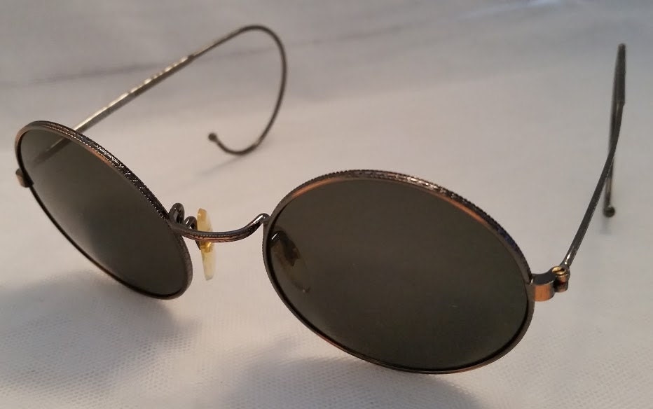 Vintage John Lennon Style Round Cable Sunglasses. Cool Cable Ear Piece Round Sunglasses. Funky