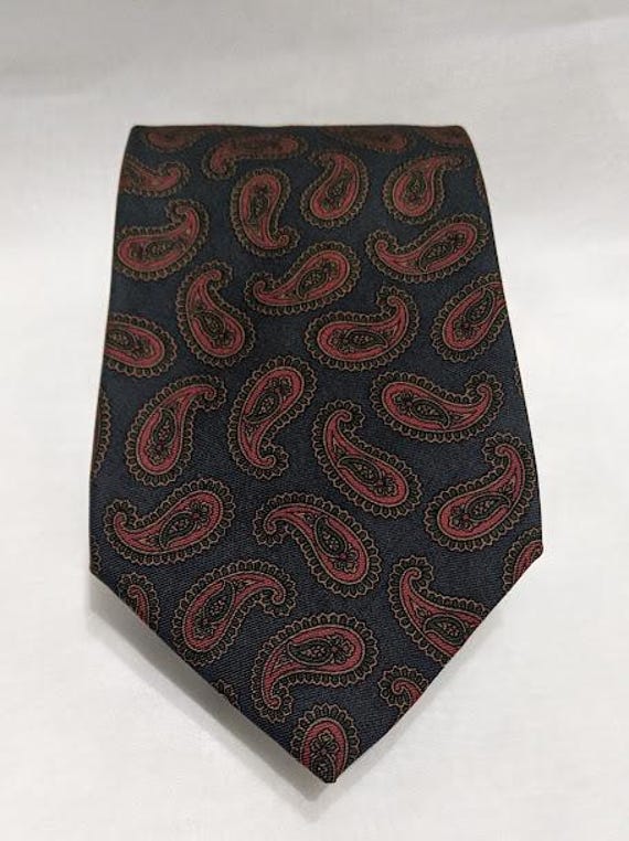 Burberry Vintage Black and Red Paisley Necktie.  Burberry Black with Red Paisley Design 100% Silk Necktie, Made in England