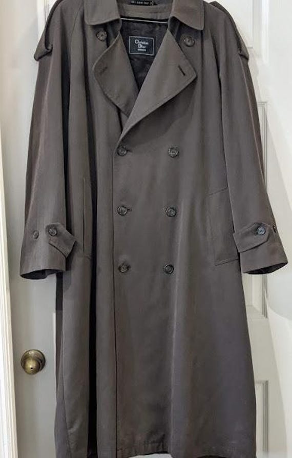 Christian Dior Monsieur Men's Olive Long Trench Coat.  Oversize Christian Dior Double Breasted Raincoat Size 42 Full Length Coat