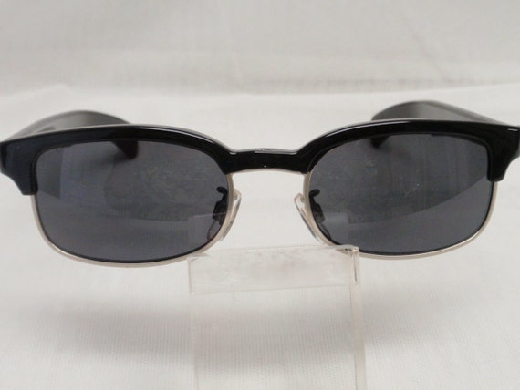 Vintage Petite Rectangular Sunglasses/Black. Small Rectangular Retro Style. Small Plastic & Wire Shades. (SALE, SALE, SALE)