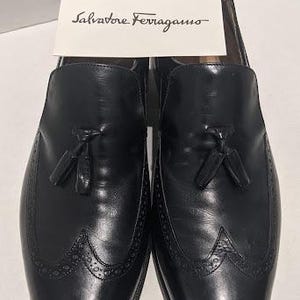 Vintage Salvatore Ferragamo Black Leather Dress Tassel Loafer.  Renzo 10 1/2 B Narrow
