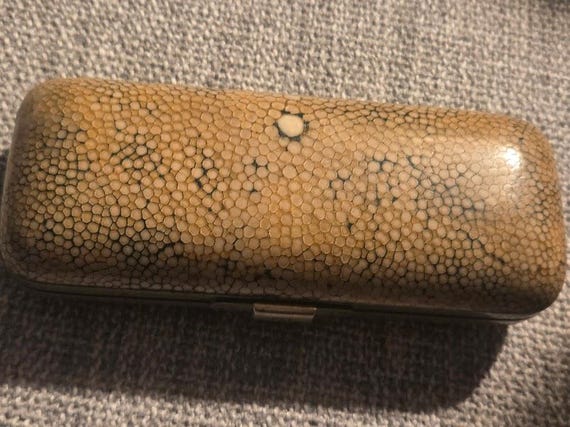 Antique Shagreen Genuine Stingray Hide Case. Shagreen case with sterling silver Rim.