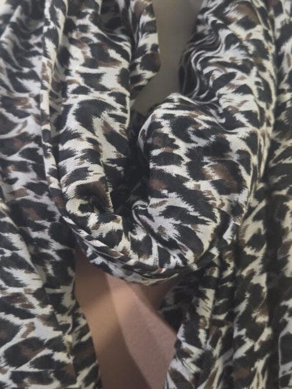 Vintage Women's Leopard Long Rectangular Scarf/Wr… - image 6