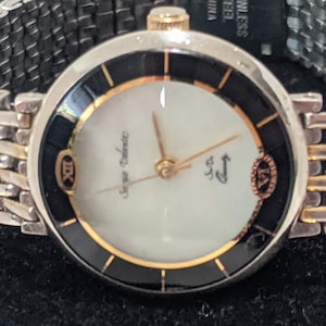Vintage Sergio Valente Quartz Women&#39;s Watch. Sergio Valente Round Dial Watch.