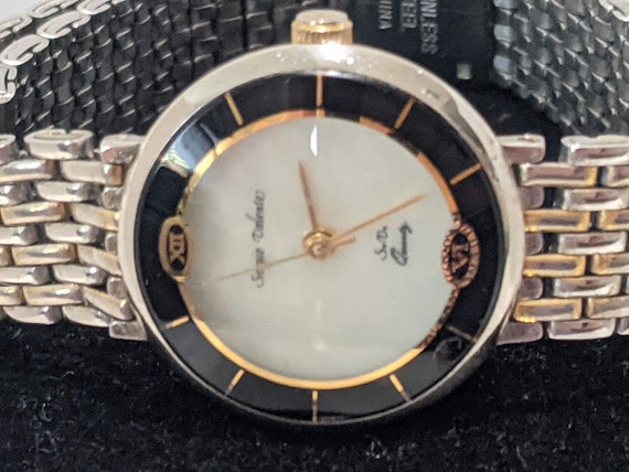 Vintage Sergio Valente Quartz Women's Watch. Sergio Valente Round Dial Watch.