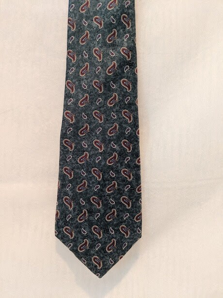 Vintage Zylos George Machado Neck Tie. Green and Burgundy Paisley ...