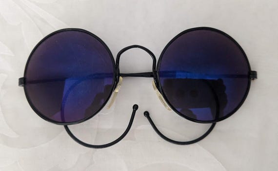 Vintage Round Black Wire Sunglasses with Cable Wire Earpiece.  John Lennon Style Round Sunglasses.