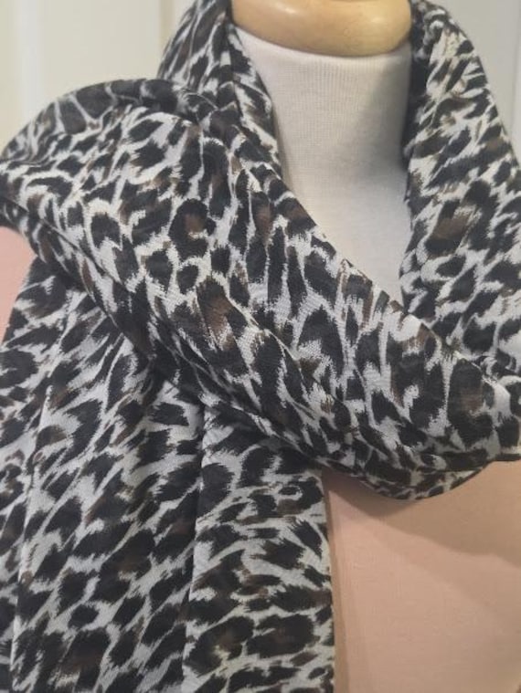 Vintage Women's Leopard Long Rectangular Scarf/Wrap Brown / Black Leopard Scarf