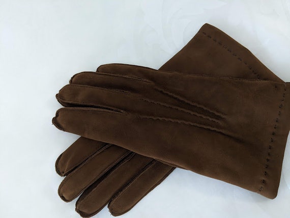 Vintage Brown Suede Women's Gloves.  Ladies Suede Winter Gloves Made in Czechoslovakia