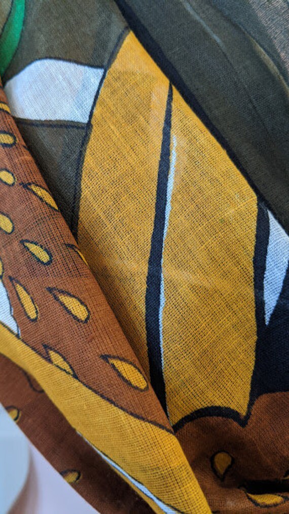 Vintage Very Large Rectangular Scarf/Wrap.  Tropi… - image 10