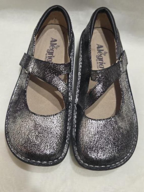 Vintage Alegria Paloma Iridescent Metallic Leather Women's shoes. Alegria Paloma Leather Women's Mary Jane Shoes Size 38