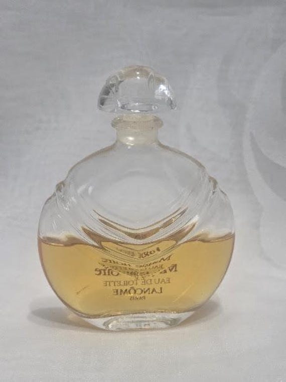 Vintage Magie Noire Eau De Toilette Splash with Glass Topper.