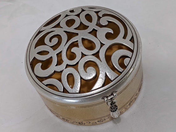 Brighton jewelry sales holder