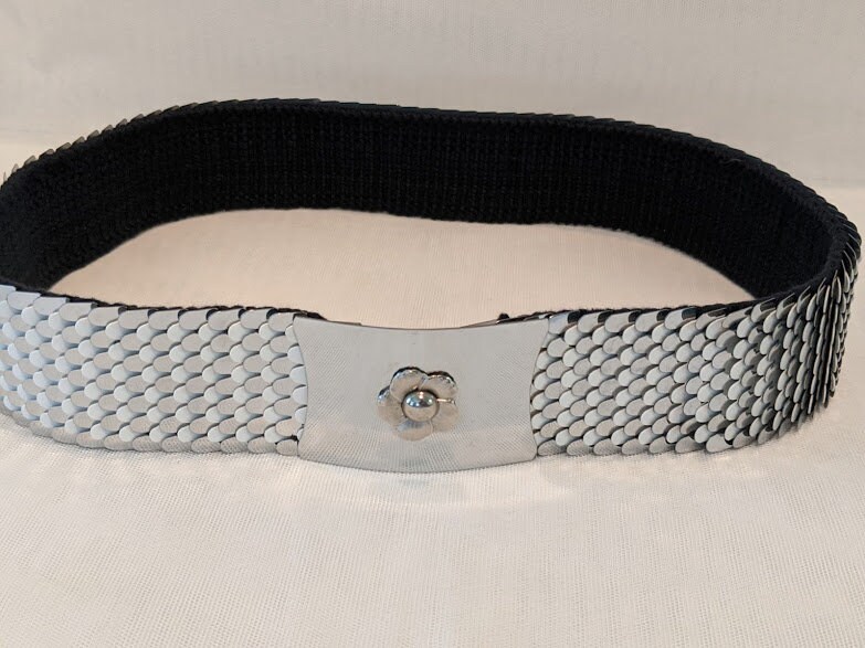 Vintage Fish Scale Stretch Belt. Large Silver Fish Scale Buckle Belt ...
