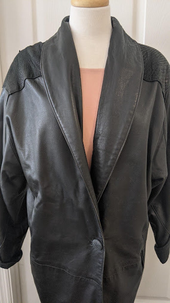 Vintage Women's Long Leather Coat.  Over Sized Big Shoulder Disco Era Leather Coat.  Full Length Leather Coat.