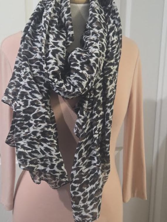 Vintage Women's Leopard Long Rectangular Scarf/Wr… - image 5
