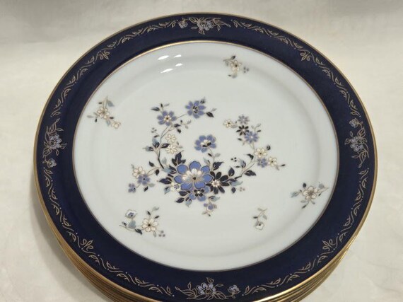 Dazure Legacy by Noritake Salad/Dessert Plate Pattern 3091. Cobalt Blue Rim Center Floral Gold Trim. Set of Six Fine Porcelain Plates