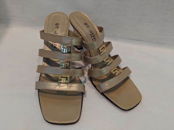Vintage St. John Gold Dress Shoes. Designer Gold Dress Shoes. Dressy Sandal Gold St. John Made in Italy.  NOW ON SALE