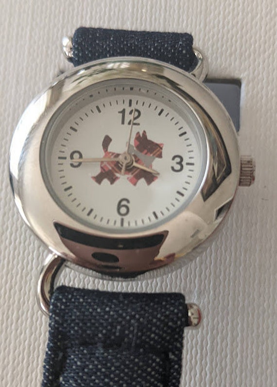 Vintage Les Chipies Watch With Extra Wrist Bands. Gift packaged Vintage Chipies Scottish Terrier Novelty Wrist Watch.Original French design