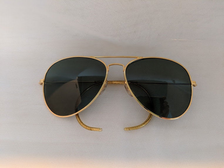 Gold / Vintage Large Aviator Sunglasses With Cable Ear Pieces. Gold ...