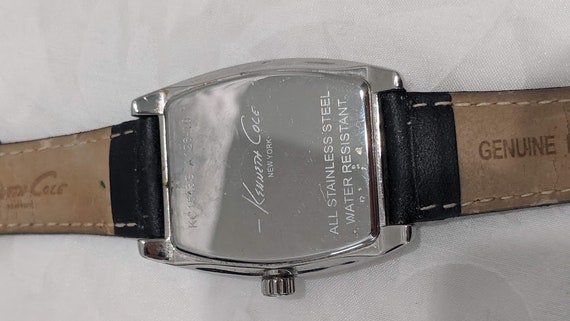 Kenneth Cole Men's Watch.  Silver Dial. Black Lea… - image 6