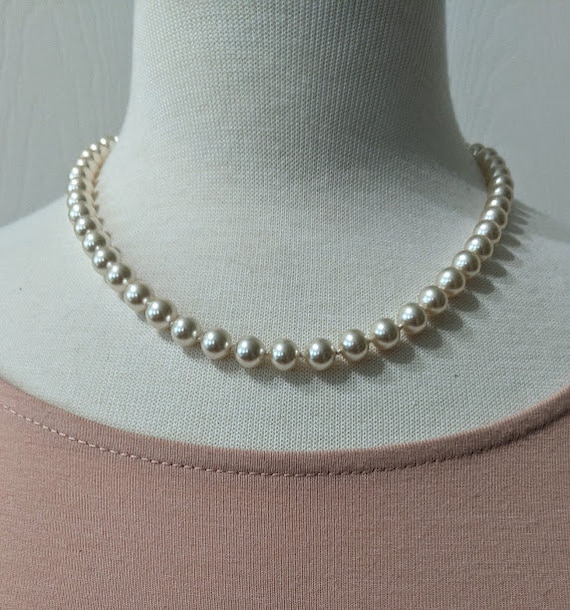 Vintage Jostens Sterling Faux Cream Color Glass Pearl Necklace.