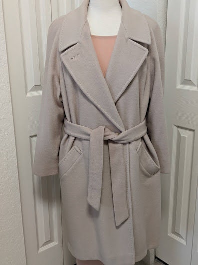 Vintage Regency Cashmere 3/4 Coat. Cashmere Beige/Tan Trench Coat Style ...