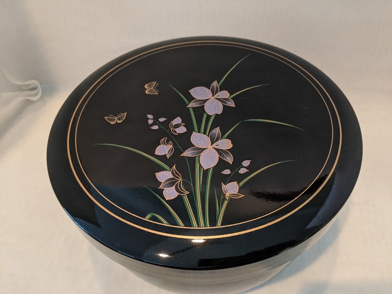 Vintage Japanese Lacquerware Lidded Bowl. Black Lacquer With Orchad