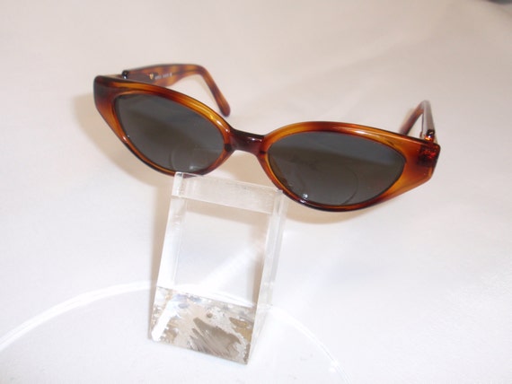 Vintage Cat Eye Sunglass (Optical Quality Tortoise) (SALE)