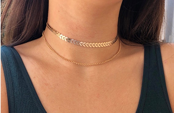Arrow on sale choker necklace