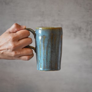 Green Rustic Farmhouse Car Cup Holder Mug -Ceramic Coffee and Tea Travel Mug- On-The-Go Mug With White Glaze Drips