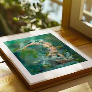 K&ouml;nnte beinhalten: Ein gerahmtes Gem&auml;lde, das eine Person in einem gr&uuml;nen Badeanzug zeigt, die in einem t&uuml;rkisfarbenen Gew&auml;sser schwimmt. Das Gem&auml;lde ist in einem lockeren, impressionistischen Stil mit sichtbaren Pinselstrichen ausgef&uuml;hrt.