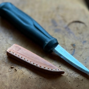 Leather sheath for Morakniv carving basic knife