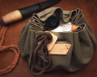Tinder / Survival Kit / Fire Starting Kit leather pouch Green