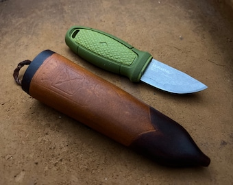 Fodero tradizionale in pelle scandinava per Morakniv Eldris