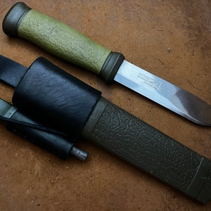 Belt sheath for Morakniv Mora 2000