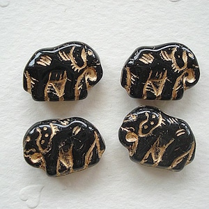 4 pcs, 18 x 13 mm  Czech  Glass Beads .  Made in Czech Republic