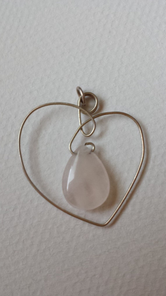 Items similar to Silverwire Heart with Rose Quartz Pendant on Etsy