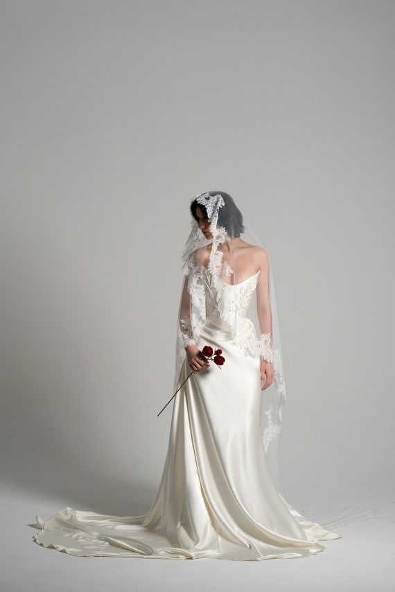 wedding dress white cream GABRIELLE | Pre-order off White Cream Draped Satin Skirt Drop Basque Waist  Corset Floor Length Train Wedding Gown Dress Bridal Cathedral