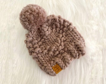 Chunky Knit Newborn Baby hat || 0-3 monts 100% Merino wool beanie with PomPom || soft || Classic Beanie Style fit || Brown Diamond design